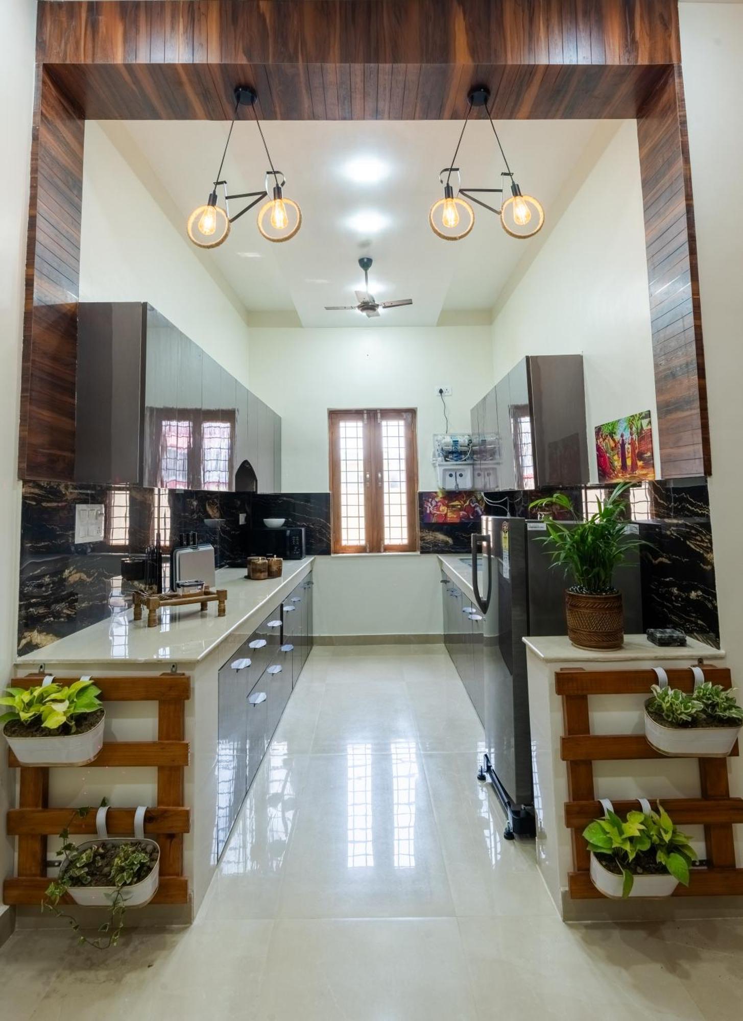 Dhruva - Luxury Villa In Cbd Дехрадун Екстериор снимка